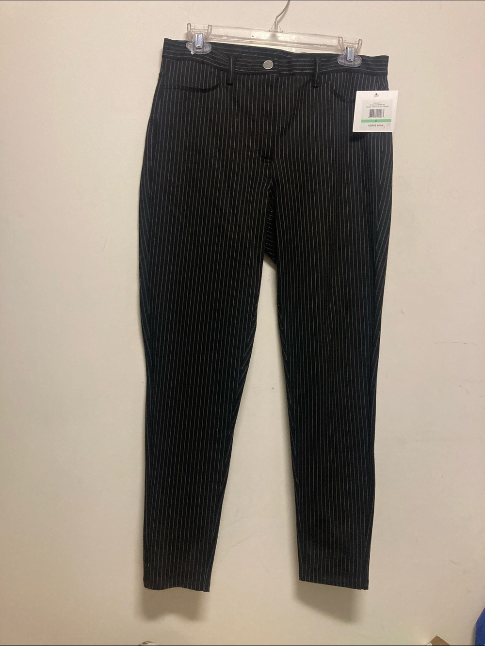 ELLEN TRACY/ Black Pinstripe Skinny Pants